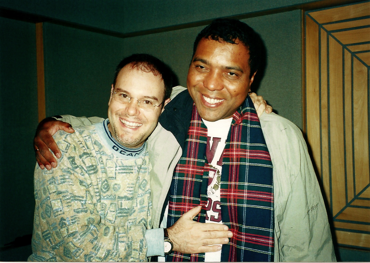 Com o cantor e compositor Lula Barbosa. Gravação do CD Tatanka. (2000)